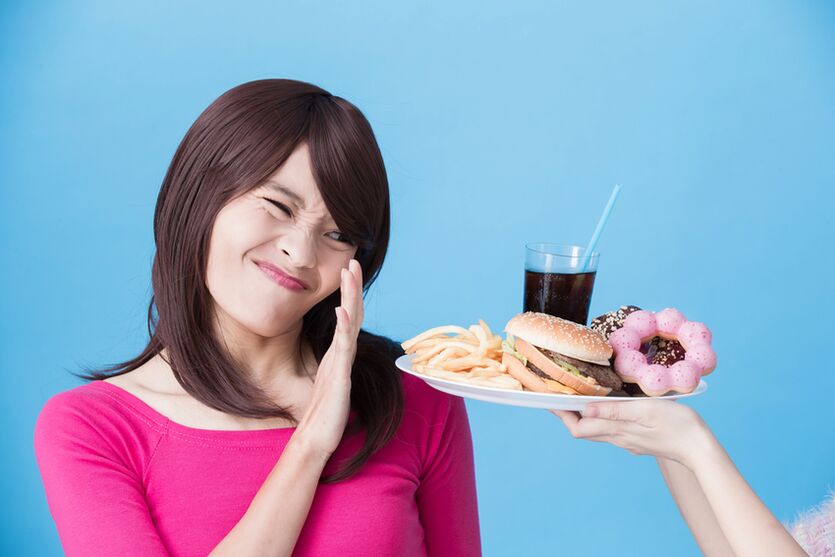 evitare cibi malsani con una dieta non cheto